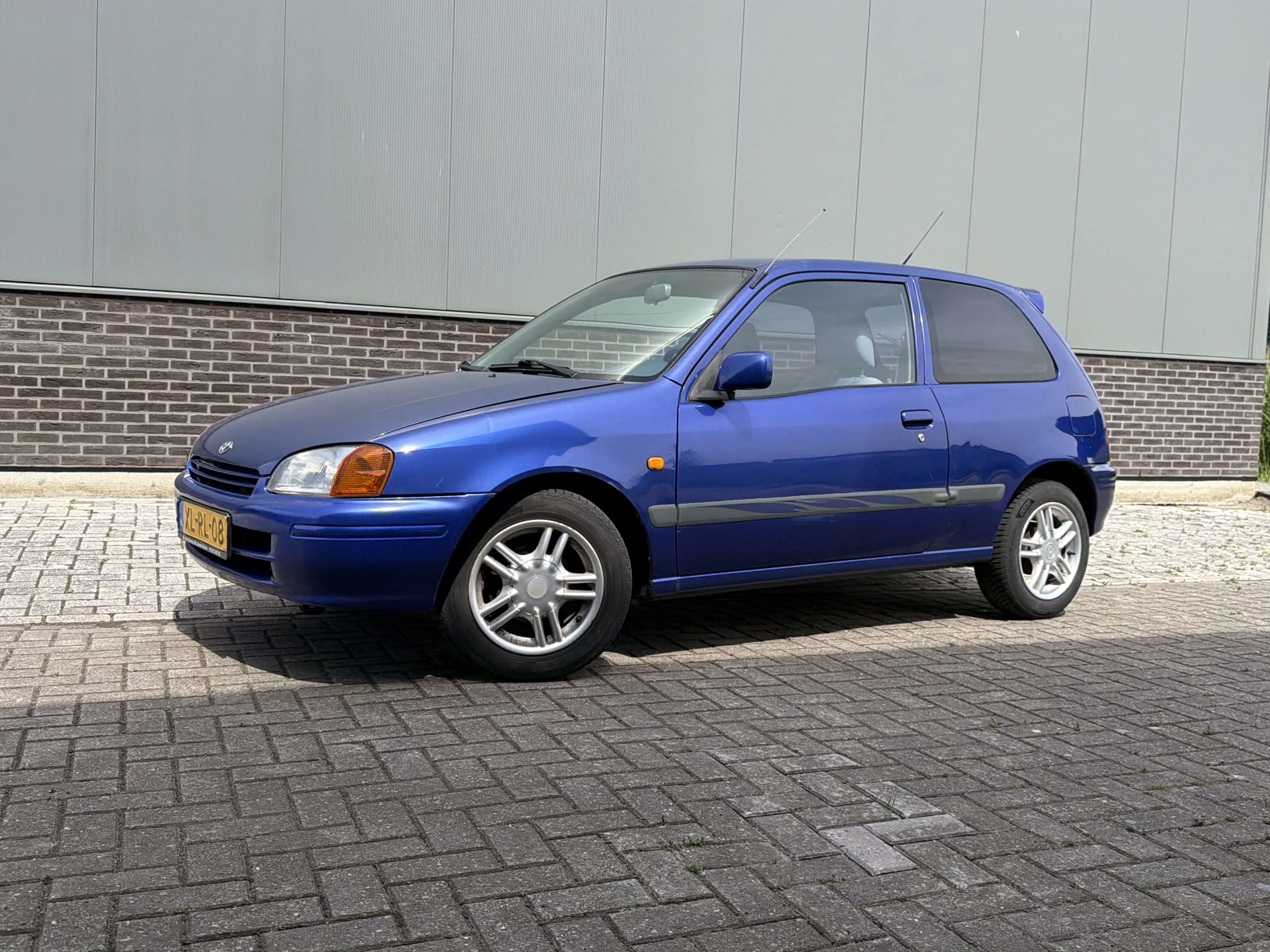 Foto van Toyota Starlet